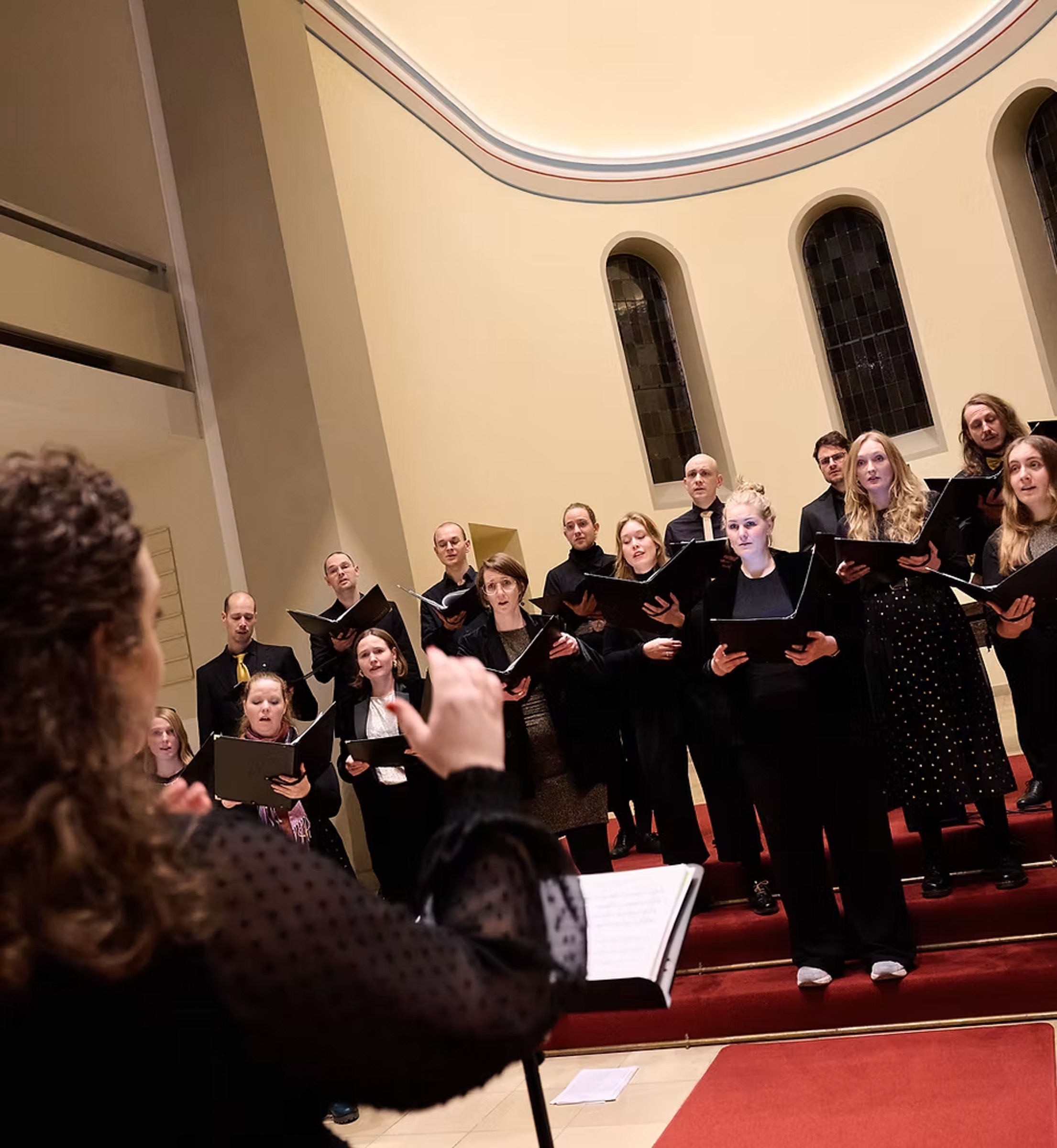From Dark To Light - Fusion Kammerchor | Julia Reckendrees | Stephan Görg Band - Kölner Philharmonie